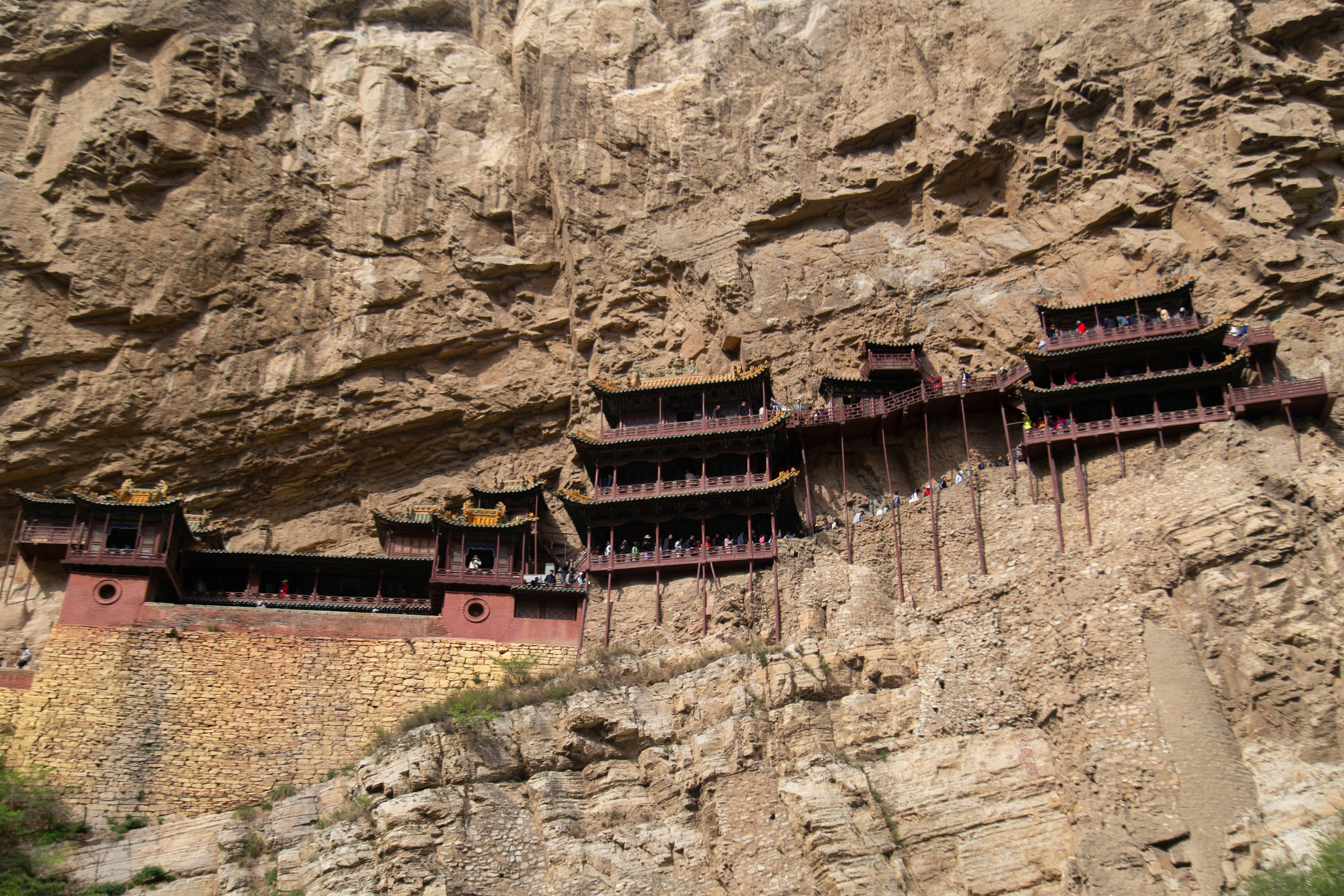 断崖絶壁の九蛇城（懸空寺）